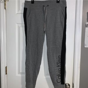 CK joggers
